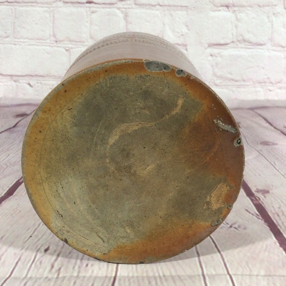 Vintage Handmade Salt Glazed Incised Pottery Crock - Picture 8 of 8